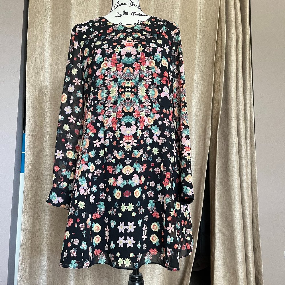 Rachel Roy Floral Garden Mid-Length Shift Dress || Size M